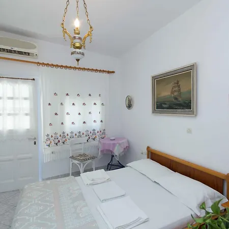 Cycladic Grandma's Ferienhaus